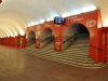 Станции киевского метро "Крещатик" и "Майдан Независимости" закрыты из-за сообщения о минировании