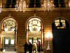 В Москве ювелирный дом Cartier из-за падения рубля повысил цены в магазинах на 50%