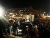 На Майдан почтить память погибшего в ДТП Кузьмы Скрябина пришли несколько сотен человек