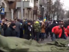 Оппозиция полностью заблокировала административный центр Киева