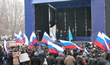 [фото] крым митинг татар за Путина