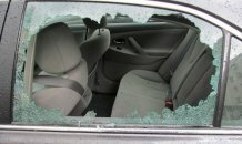 [фото] автомобиль разбитое стекло