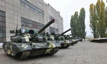 [фото] Украинские танки готовятся к отправке в Таиланд