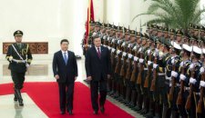 Янукович в Пекине встретился с председателем КНР