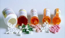 АМКУ возбудил дела против 19 импортеров иностранных лекарств из-за завышения цен