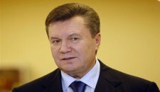 Янукович подписал закон об амнистии участников Евромайдана