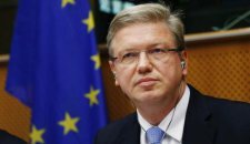 Евросоюз готовит заявление об отказе Украины от подписания Соглашения об ассоциации, - Фюле