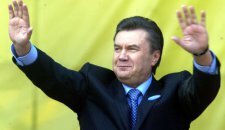 Администрация Обамы рассмотрит петицию о санкциях в отношении Януковича