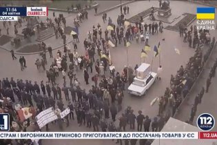 [фото] В Одессе внеочередная сессия горсовета не состоялась из-за неявки депутатов
