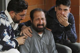 [фото] Спецслужбы Пакистана уничтожили всех террористов в школе, спецоперация завершена