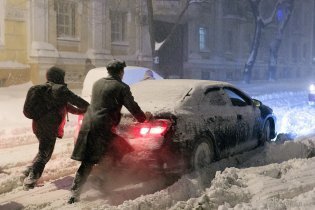 [фото] Как прошла снежная ночь в Одессе и Николаеве