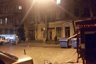 [фото] В Одессе в жилом доме прогремел взрыв