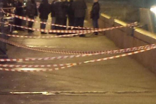 [фото] Опубликованы фото с места убийства Немцова
