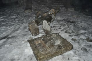 [фото] В Запорожье неизвестные снесли памятник Ленину