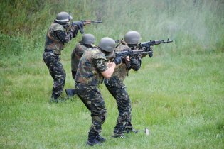 [фото] Украинские батальоны в европейских СМИ: Влияние России или трезвый взгляд