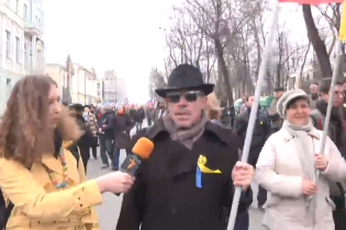 [фото] В Москве проходит антивоенная акция "Марш мира"