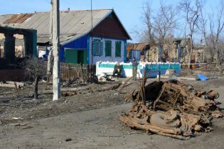 [фото] Обнародованы фотографии разрушенного в результате боев Никишино Донецкой области