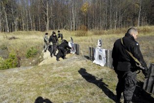 [фото] Во Львовской обл. проходят учения батальона "Донбасс"