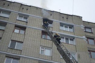 [фото] В Ровно гражданин РФ устроил пожар в общежитии