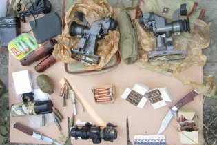 [фото] Во Львове правоохранители изъяли арсенал оружия и военной амуниции
