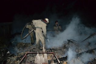 [фото] В Одесской обл. горели две базы отдыха