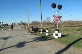[фото] В Николаевской обл. автомобиль столкнулся с поездом