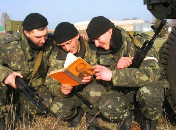 Военнослужащие Шевченко