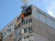 В Одессе пожарный получил ожоги лица, спасая женщину из горящей квартиры в многоэтажке