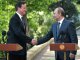 Путин и Кэмерон уверены, что кризис в Украине можно решить только мирным путем