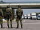 В Луганске разгружают гуманитарный конвой от России