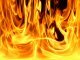 В Николаеве во время пожара два человека погибли, трое маленьких детей пострадали