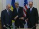 Госсекретарь США Керри и премьер-министр Украины Яценюк обсудили ситуацию в восточных областях Украине