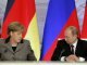 Меркель призвала Путина способствовать завершению кризиса в Украине